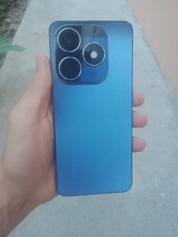 Tecno spark go 2024
