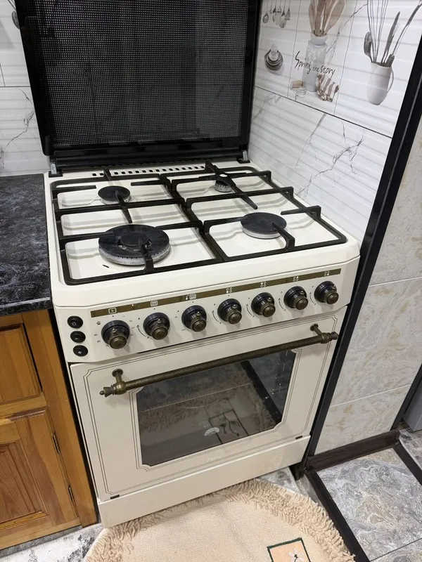 Продается газовая плита в идеальном состоянии! 1 Продается газовая плита в идеальном состоянии! 1