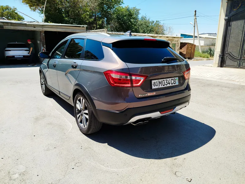 Lada Vesta cross 1.8 — фото 2