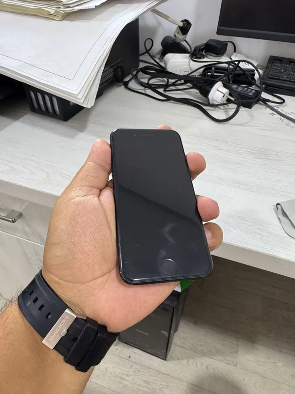 Iphone SE 2020. 2