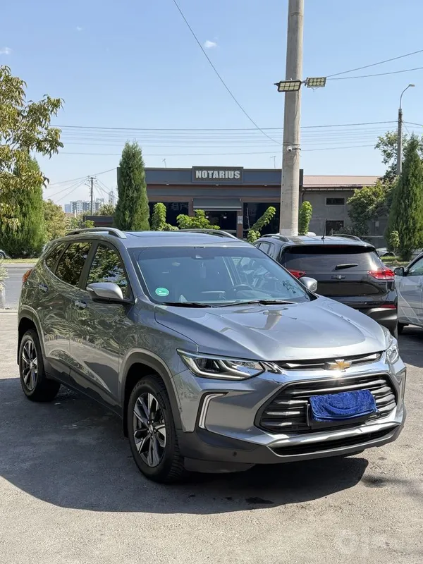 Tracker 2 Premier 2023, краска чистая 1 Tracker 2 Premier 2023, краска чистая 1