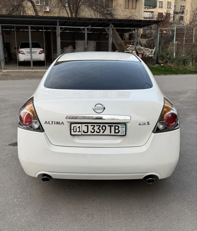 Nissan Altima rodnoy ideal — фото 4
