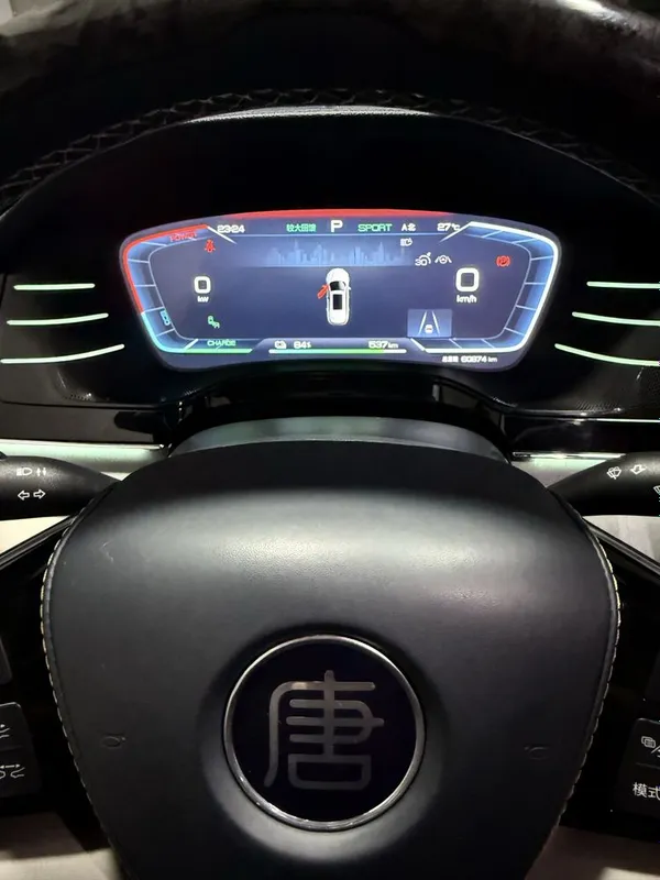 BYD TANG dual motor eng full pozisiya srochno sotiladi — фото 4