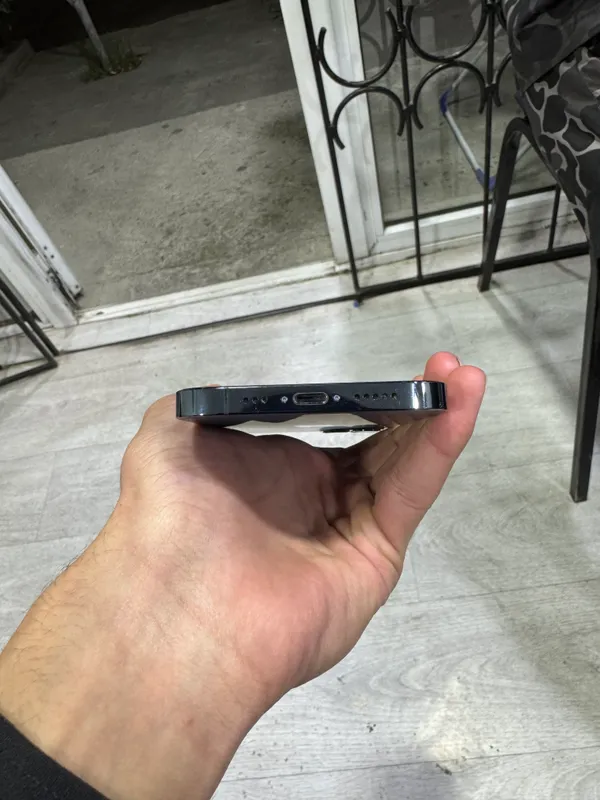iPhone 12 Pro 6 iPhone 12 Pro 6