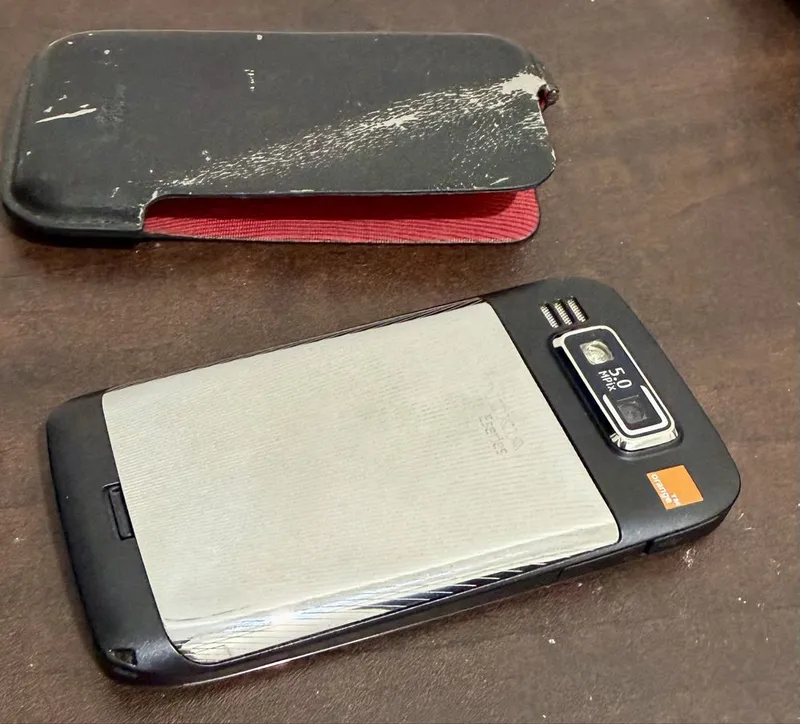 Nokia E72 2 Nokia E72 2