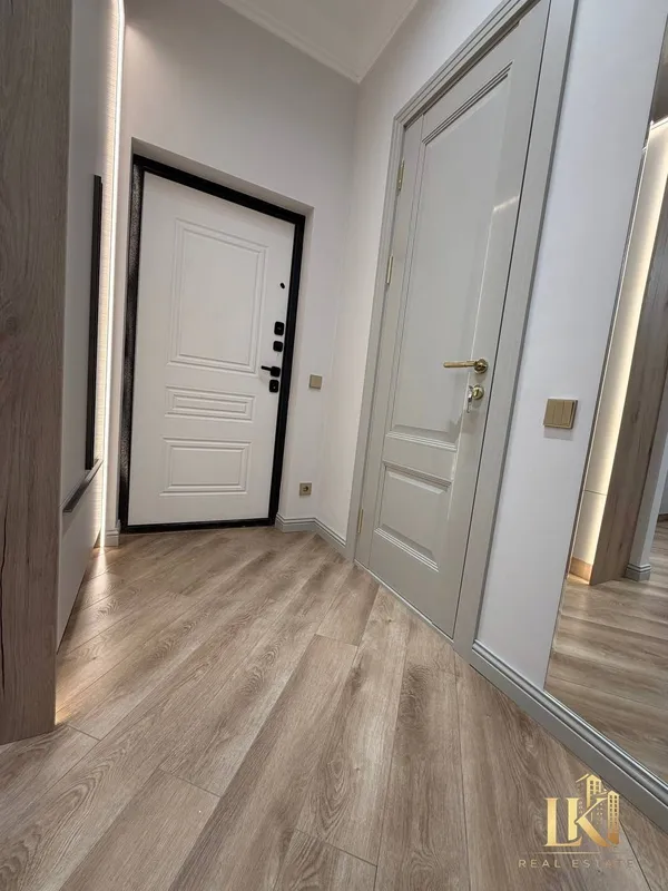 Darhan Residence ЖК (yangi qurilish)da 2 xonali kvartira sotiladi 9