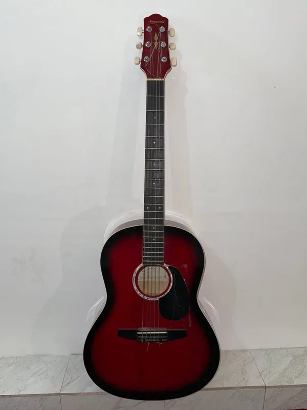 Gitara sotiladi arginal
