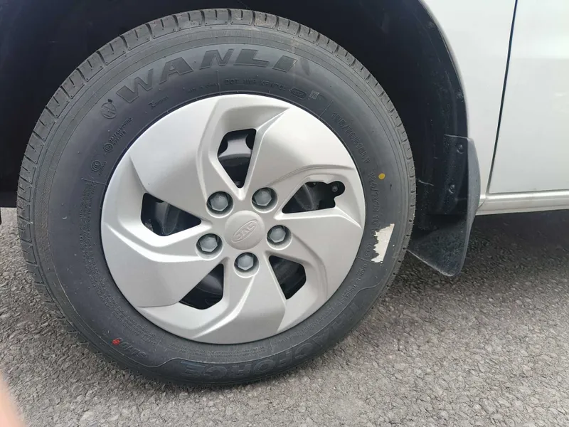 Jac M3 van 1.5t laboni dodasi 7 Jac M3 van 1.5t laboni dodasi 7