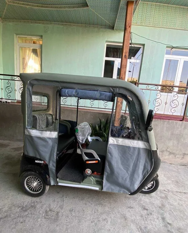 Продам новый скутер 1 Продам новый скутер 1