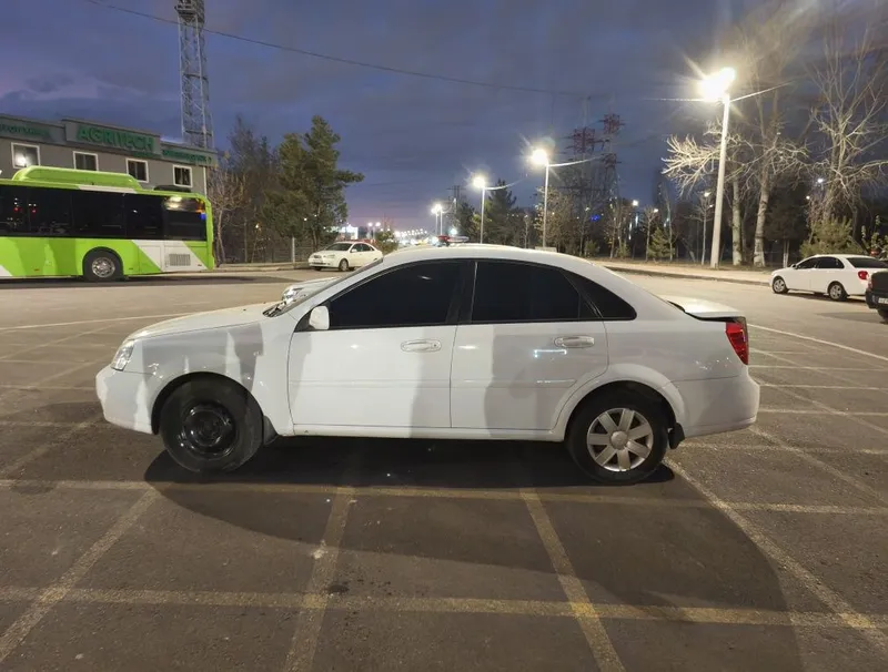 Lacceti 1.8 2010 метани бор 3 Lacceti 1.8 2010 метани бор 3