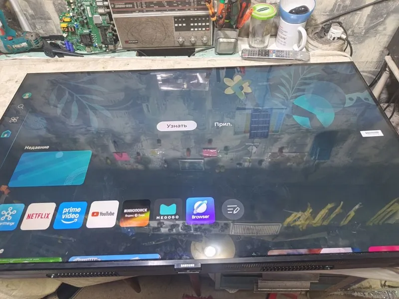 Televizor Samsung 43 original smart 4 K 2