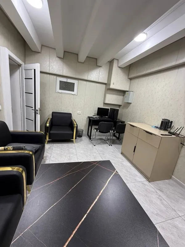 Аренда под офис 2комната С Мебелью! Лабзак Вдоль Дороги! 43кв.м 500у.е 2