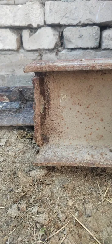 Darvoza sotiladi 4×3 qalinligi 0.2 ogirlik 1 tonnacha chiqadi 3