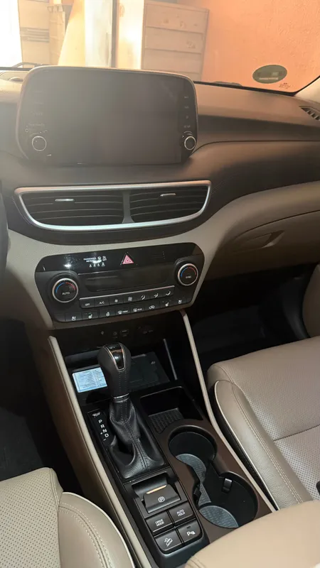 HYUNDAI TUCSON, 2020г., 77 300км FULL позиция 6 HYUNDAI TUCSON, 2020г., 77 300км FULL позиция 6