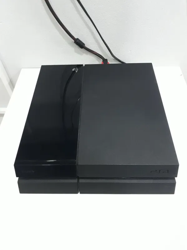 Playstation 4 Fat