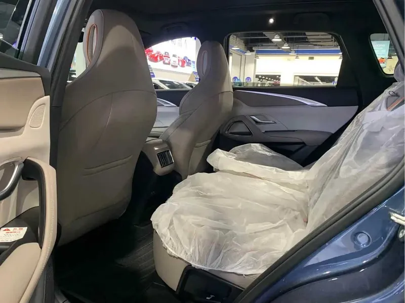 BYD Song Pro DM-i 71 km Flagship — фото 6