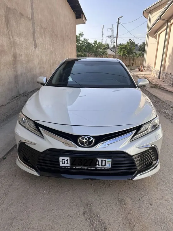 Tayota camry 2023