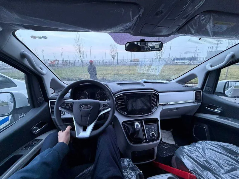 JAC M4 Luxe Miniven Yangi 9 o'rinli / Kredit Lizing Rassrochka bor — фото 1 JAC M4 Luxe Miniven Yangi 9 o'rinli / Kredit Lizing Rassrochka bor — фото 1