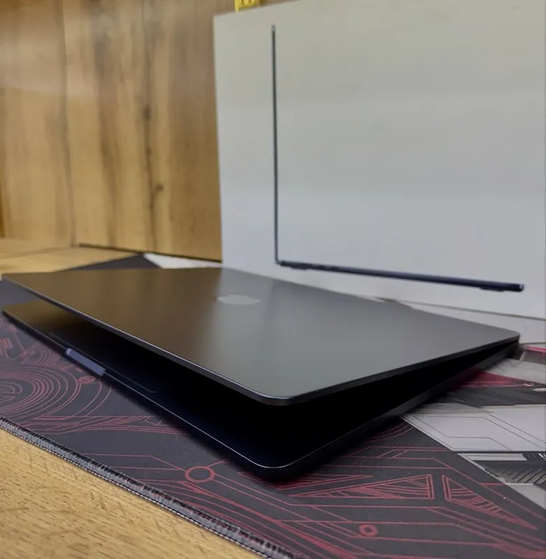 Macbook Air M3 15inch 100% Емкость — фото 3 Macbook Air M3 15inch 100% Емкость — фото 3