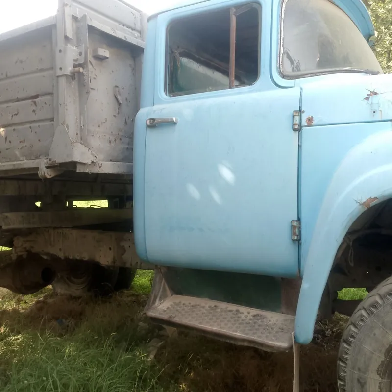 Zil Selxoz sotiladi