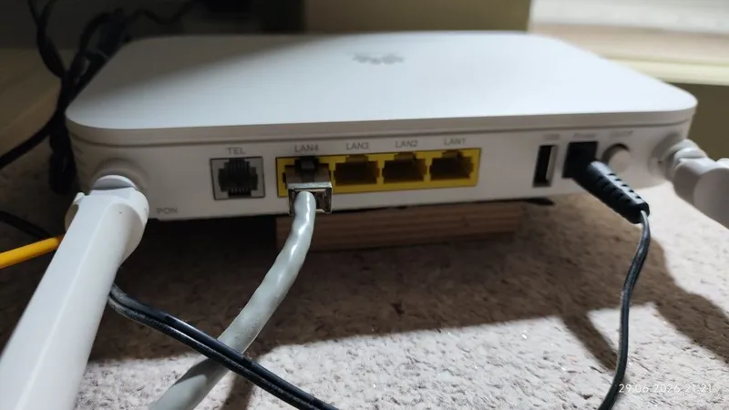 Роутер Huawei Optixstar HG8145X6 GPON, VoIP, WiFi 6, uzonline — фото 2