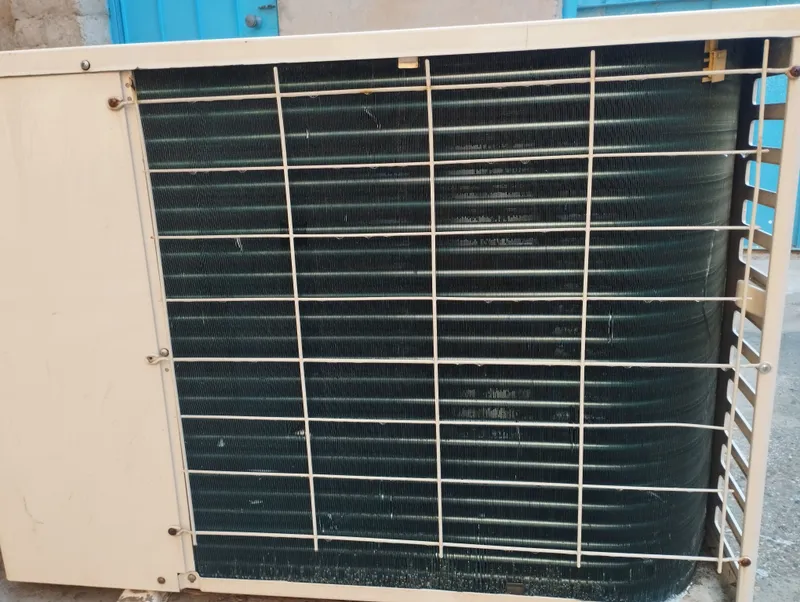 Ishlatilgan Aeronik konditsioneri, 24 000 BTU 2 Ishlatilgan Aeronik konditsioneri, 24 000 BTU 2
