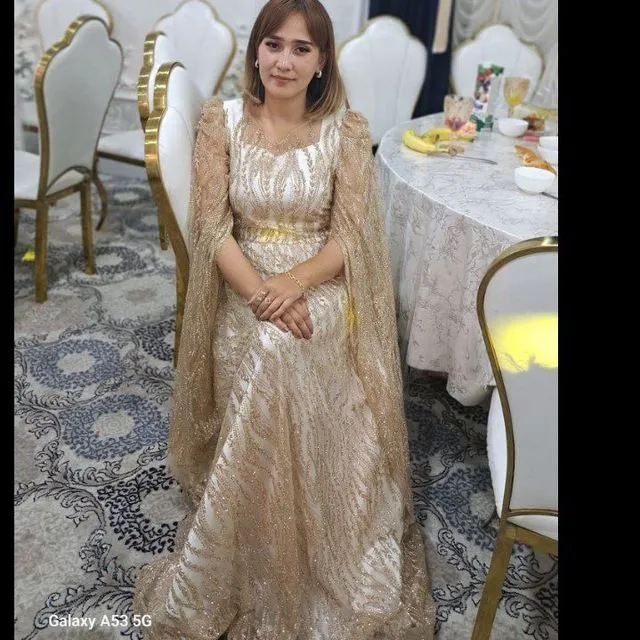 vecherni 1 marta. kiyilgan gold svet kuylak — фото 1