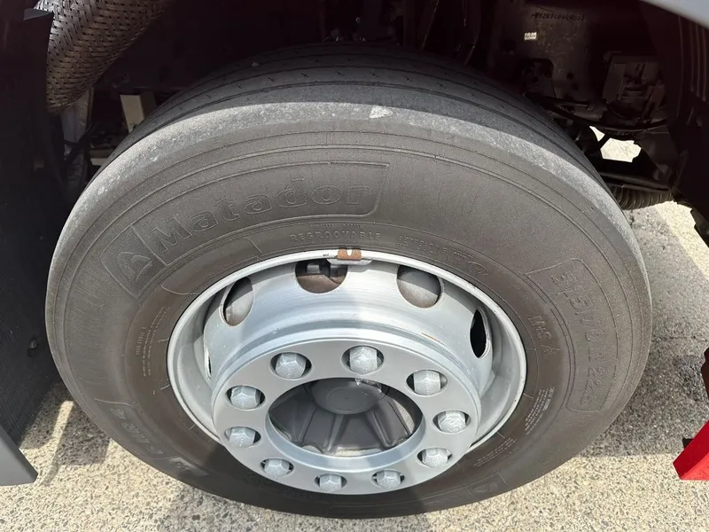 Volvo fura tiyagach sotiladi 6 Volvo fura tiyagach sotiladi 6