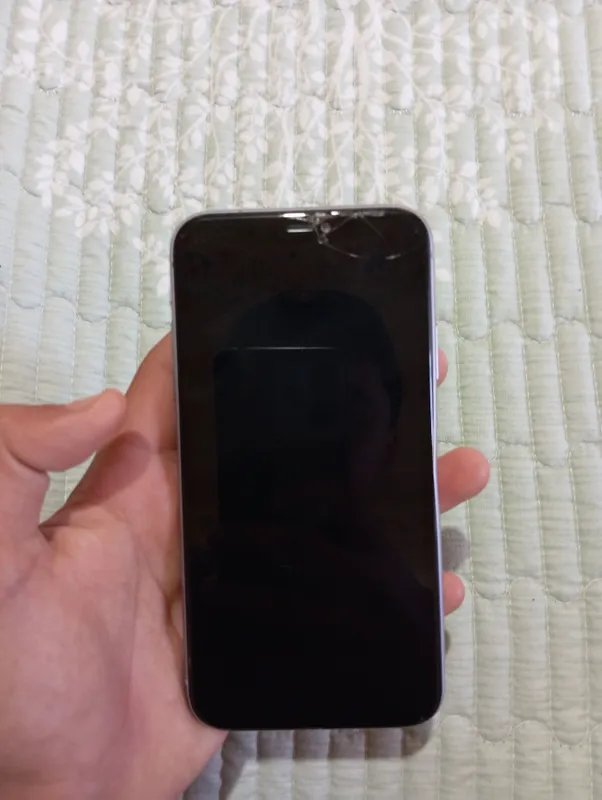 iPhone 11 2
