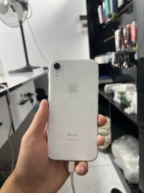 Iphone xr sotiladi