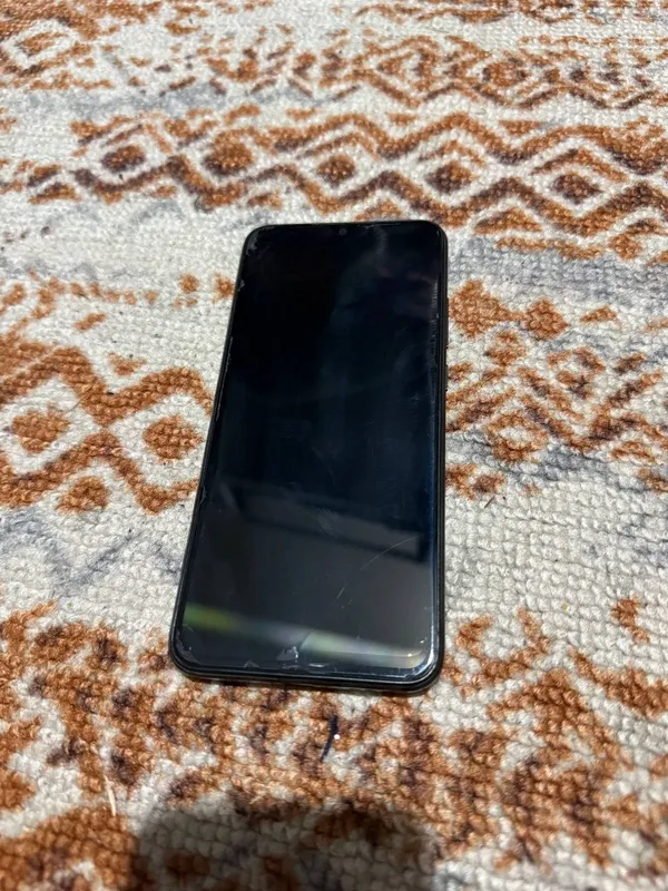Redmi 10a 4/64 xolati yaxshi
