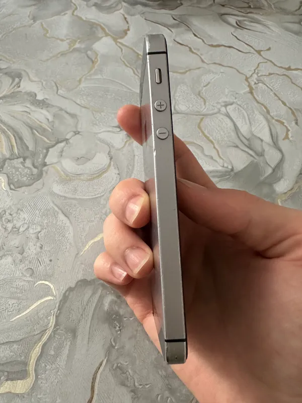 İphone 5 SE Yomkist 100% — фото 6