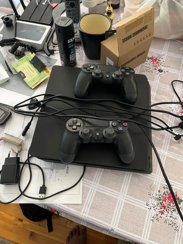 Play station 4 б/у прошитая