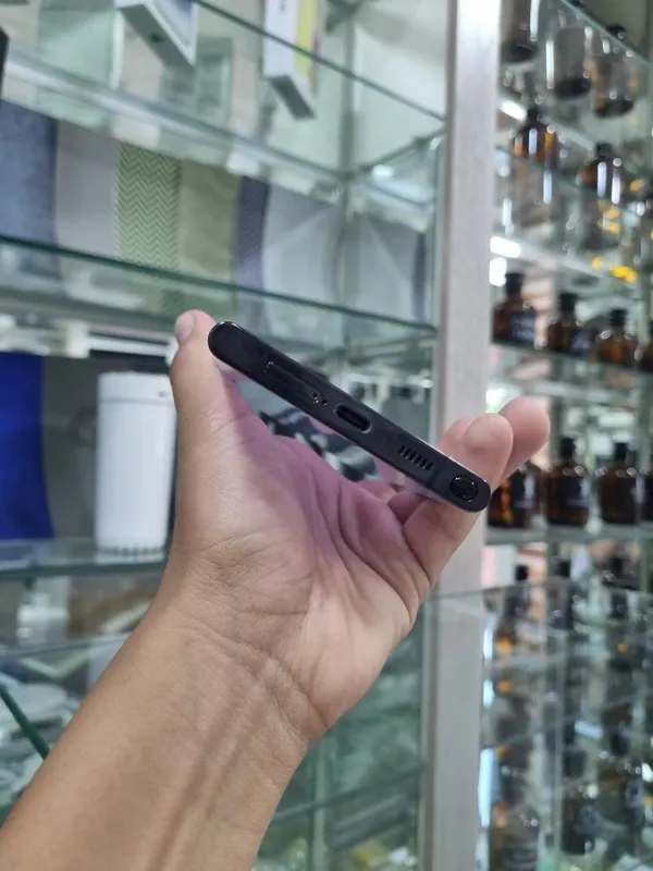 Samsung galaxy S22 ultra 4