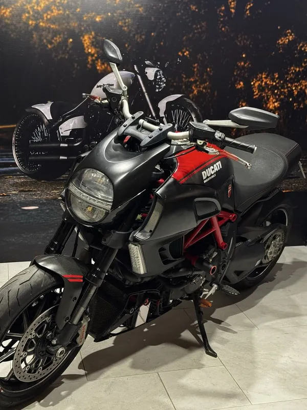 Ducati Diavel Carbon 1260 куб 2011 yil | булиб тулаш ва заказ га хам — фото 1 Ducati Diavel Carbon 1260 куб 2011 yil | булиб тулаш ва заказ га хам — фото 1