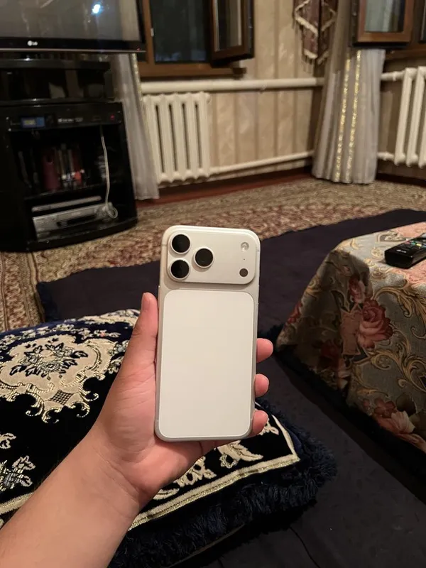 iPhone 17 Pro Max 1 iPhone 17 Pro Max 1