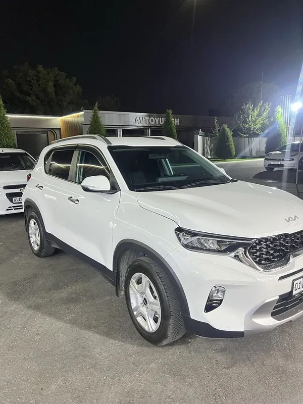 Kia Sonet, 2024 год 4 Kia Sonet, 2024 год 4