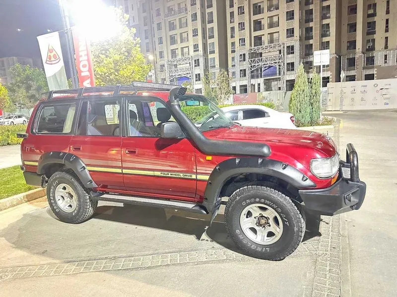 Toyota Land Cruiser 80 2 Toyota Land Cruiser 80 2