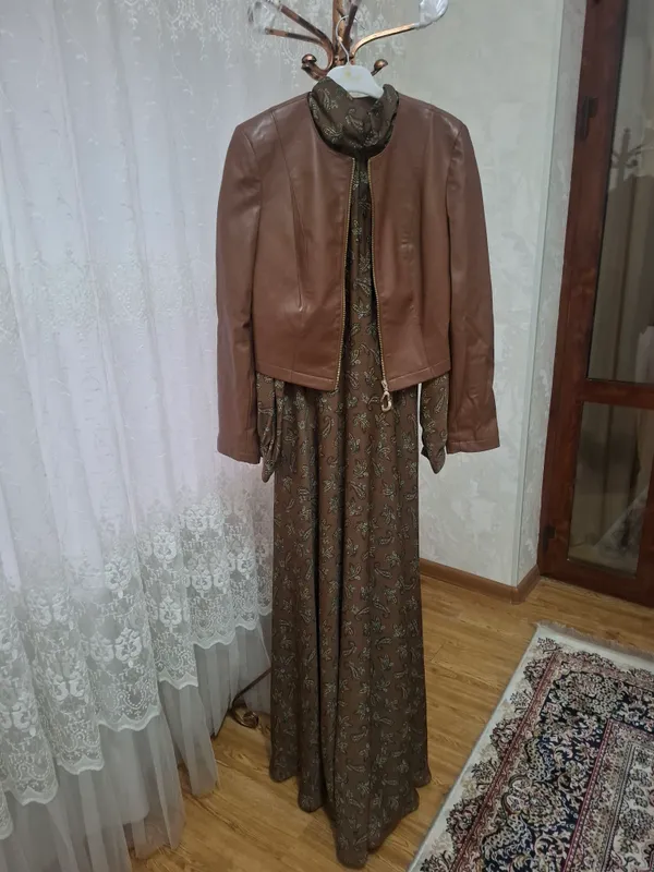 ayollar oqshom kiymi