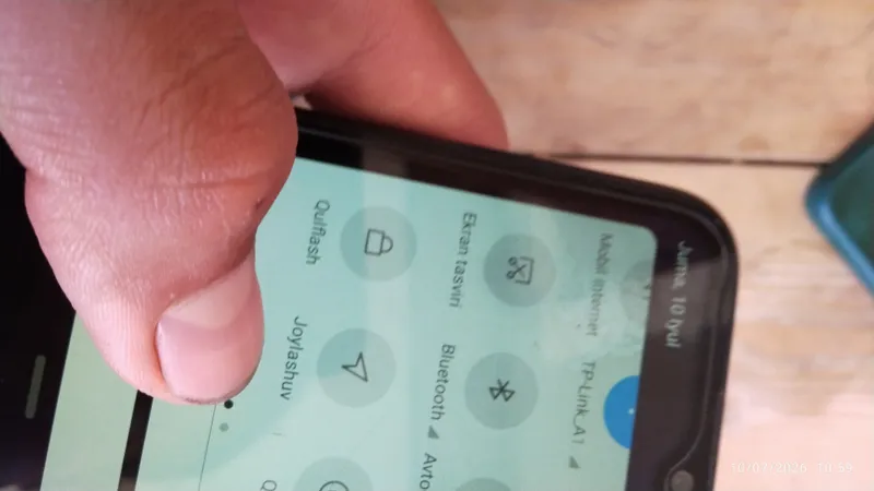 Redmi 9c 32GB дефект на фото, телефон родной, цена 500 4 Redmi 9c 32GB дефект на фото, телефон родной, цена 500 4