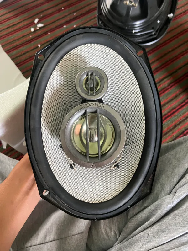Колонка Kenwood, усилитель 1