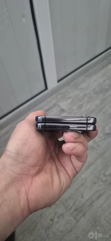 Samsung Z Flip 4 256 ГБ 3 Samsung Z Flip 4 256 ГБ 3