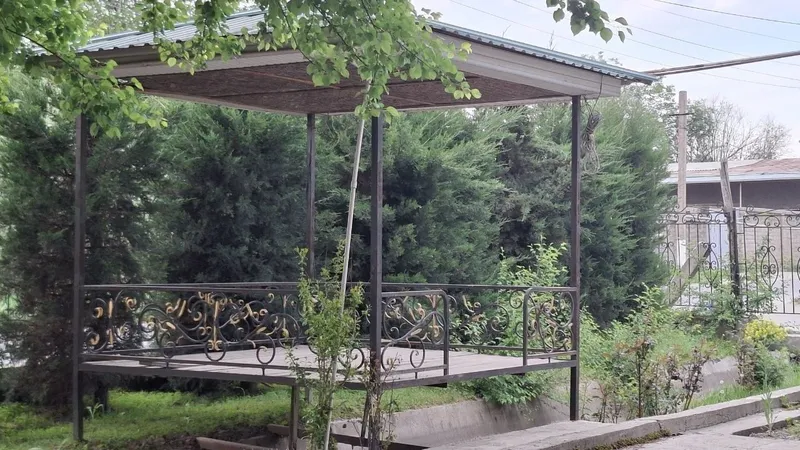 Крават , Тапчан ,