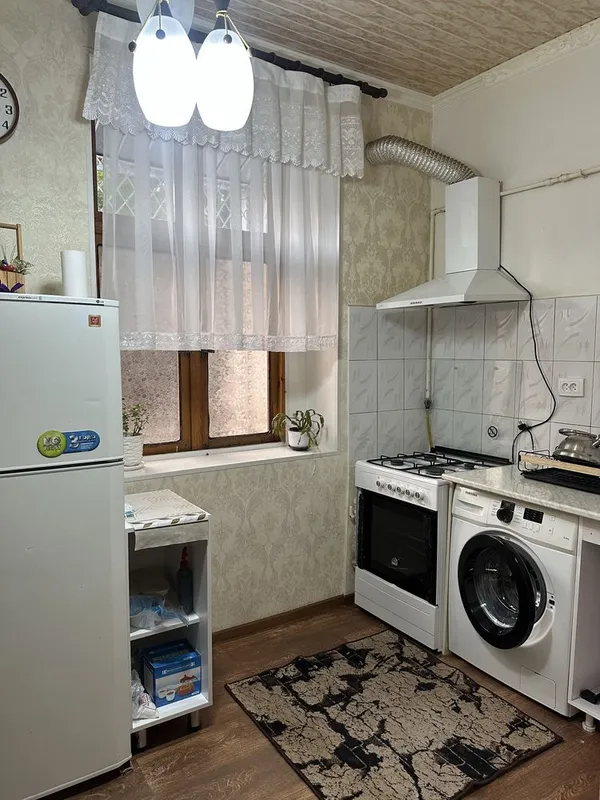 Сдаётся квартира чирчик центр арентир бухара кафе 1 Сдаётся квартира чирчик центр арентир бухара кафе 1
