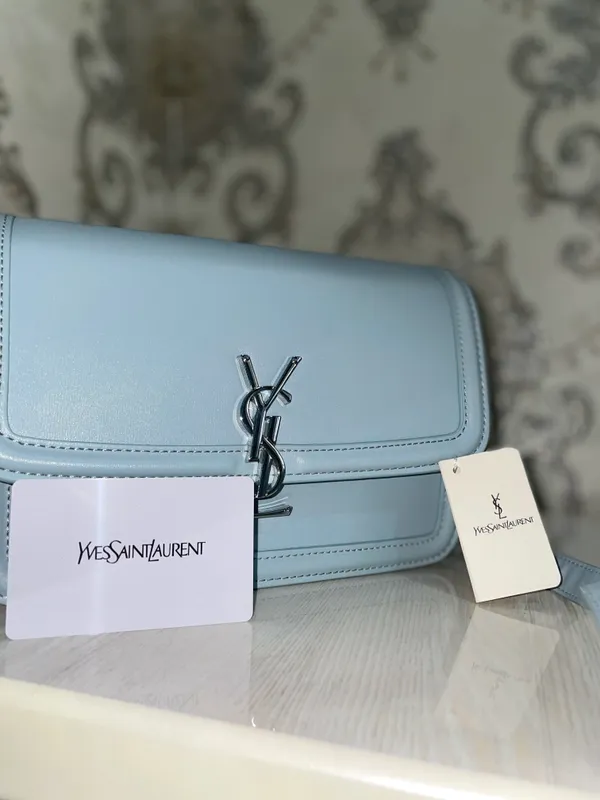 YvesSaintLaurent