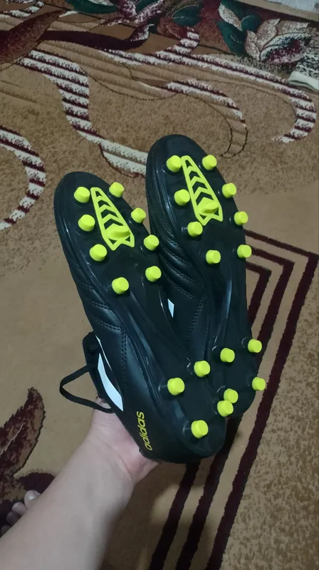 Adidas bootsa