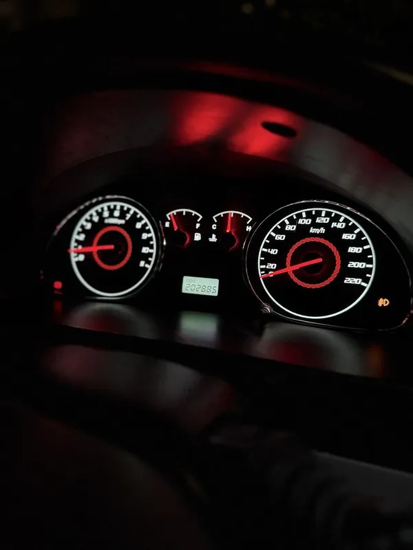 Lacetti eski tablosini yengi qilib beramz 5 Lacetti eski tablosini yengi qilib beramz 5