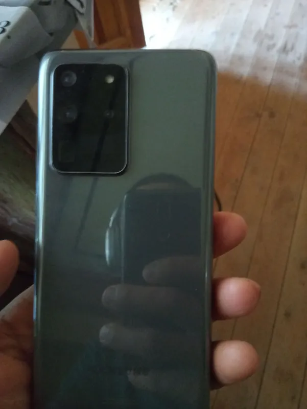 telefon 3