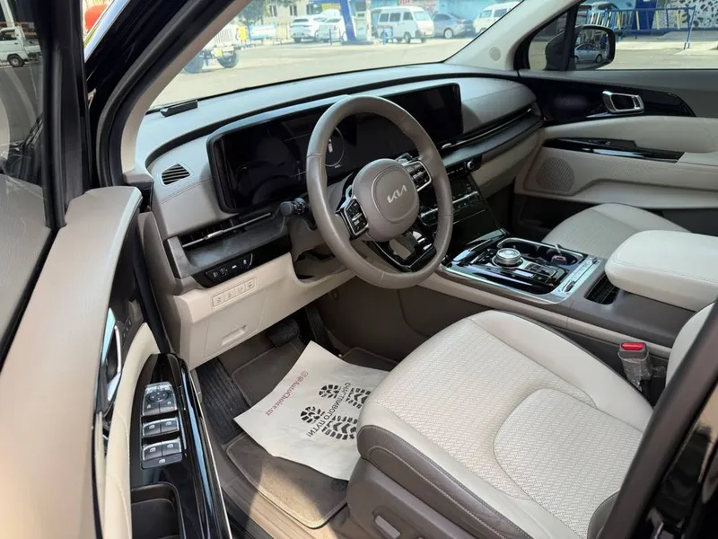 Продаётся Kia Carnival Prestige 3.5L Год 2022 — фото 6