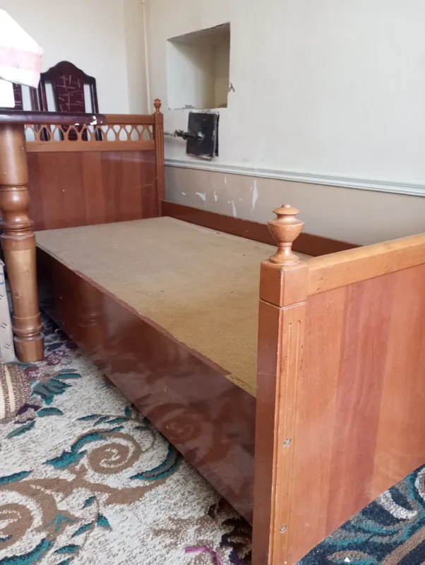 Divan 2 metr ga 90 baquvvat yaxwi holatda 1 Divan 2 metr ga 90 baquvvat yaxwi holatda 1